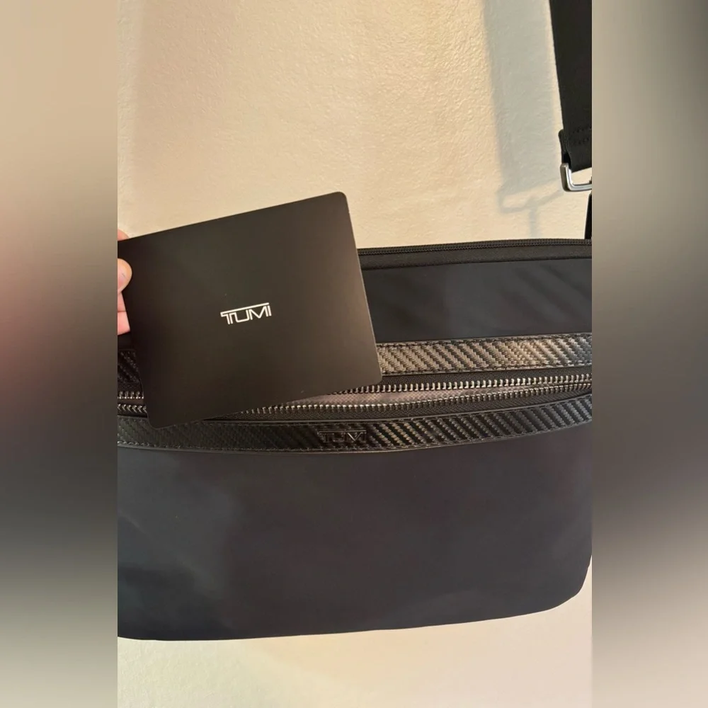 NWT TUMI Kalvin Laptop Crossbody Bag in Black